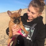 bonjour, voici Peppa et moi à la plage, nous vous souhaitons de bonnes fetes !!!!